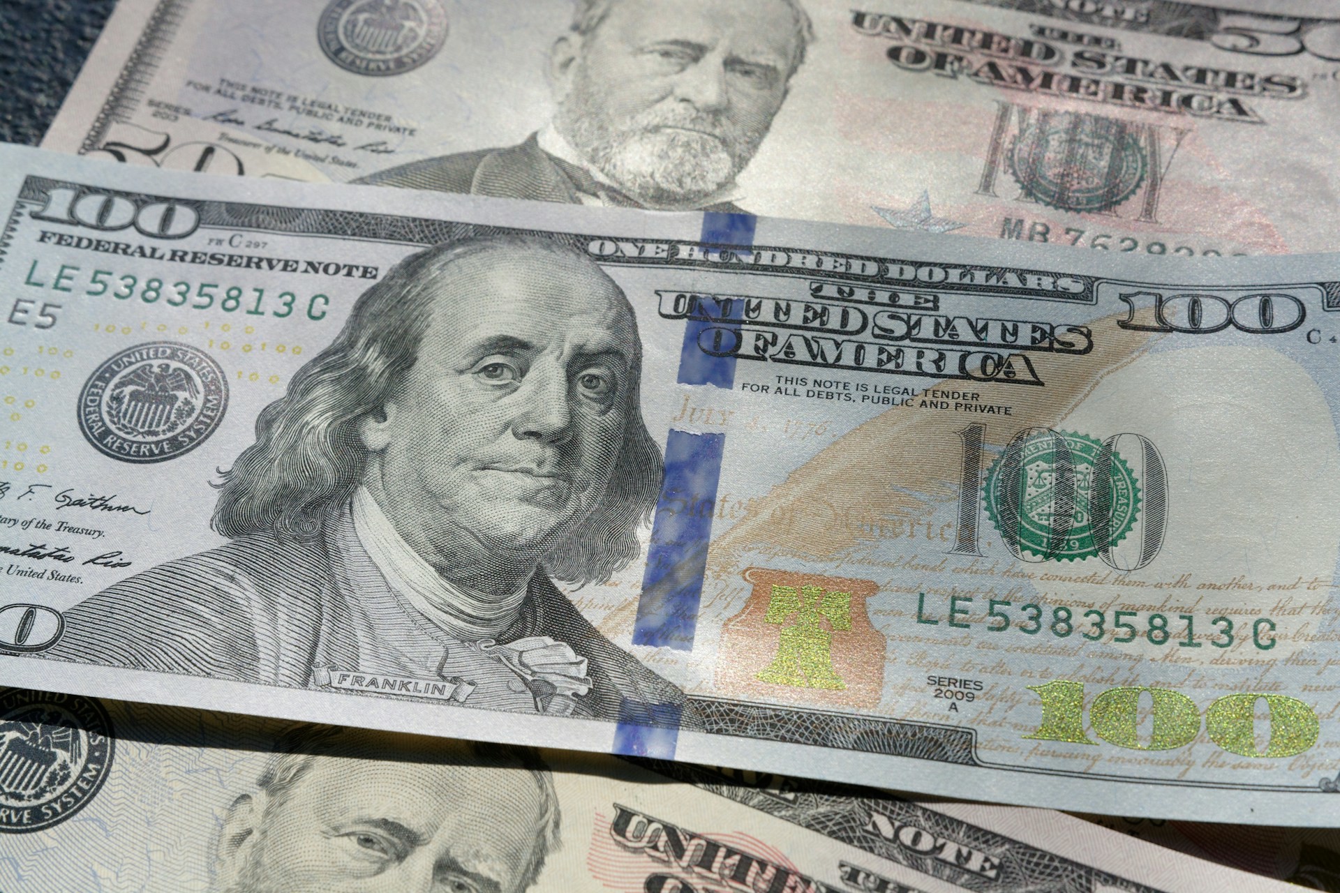Hazine'den 990 Milyon Dolarlık Dolar Cinsi İhraç