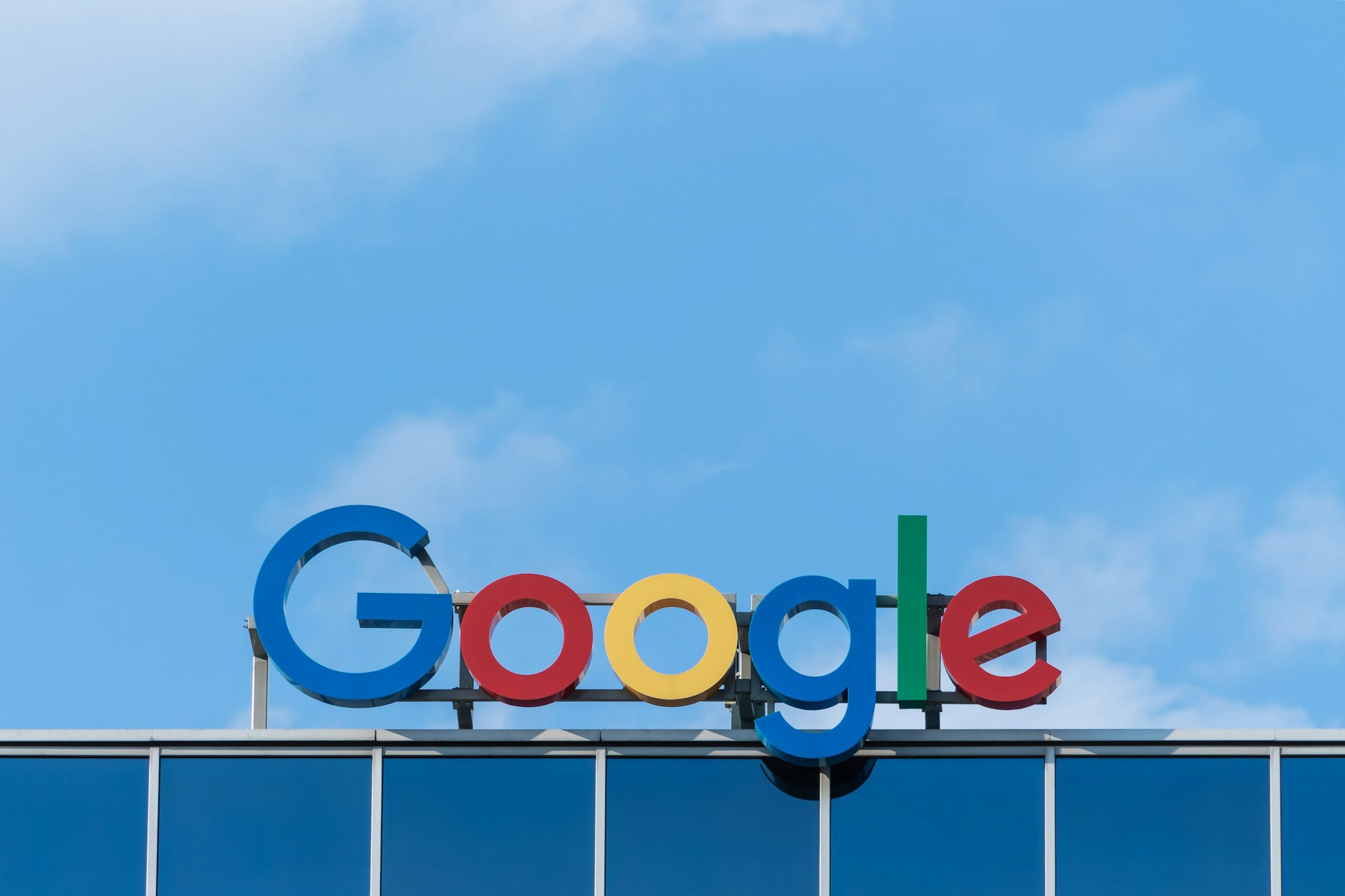 Google 4,1 Milyar Euroluk AB Antitröst Davasını Kaybetti