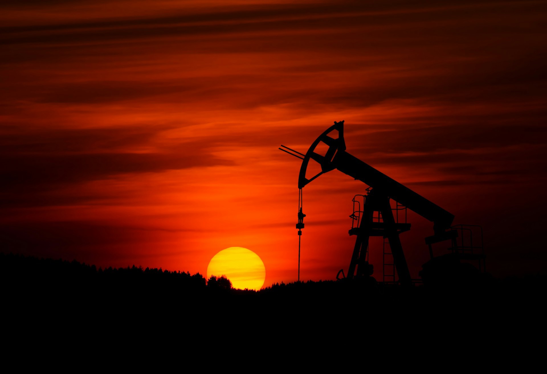 Petrol ABD-İran Saldırılarının Ardından Yüzde 2 Yükseldi