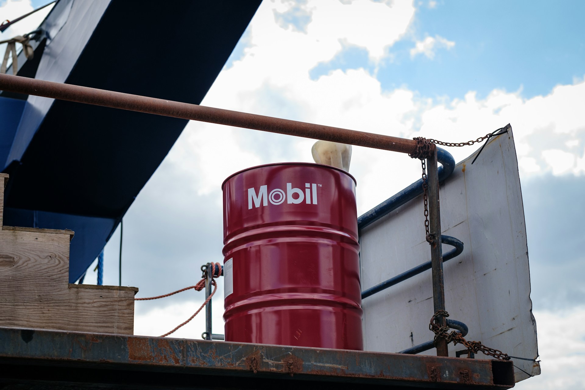Petrol Enflasyon Endişesiyle Geriledi, Haftalık Bazda Yüzde 6 Yükseldi